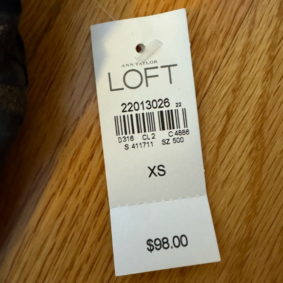 Ann Taylor Loft Black Print dress. new with tag. Scoop back. Soft, size x small - Picture 4 of 4